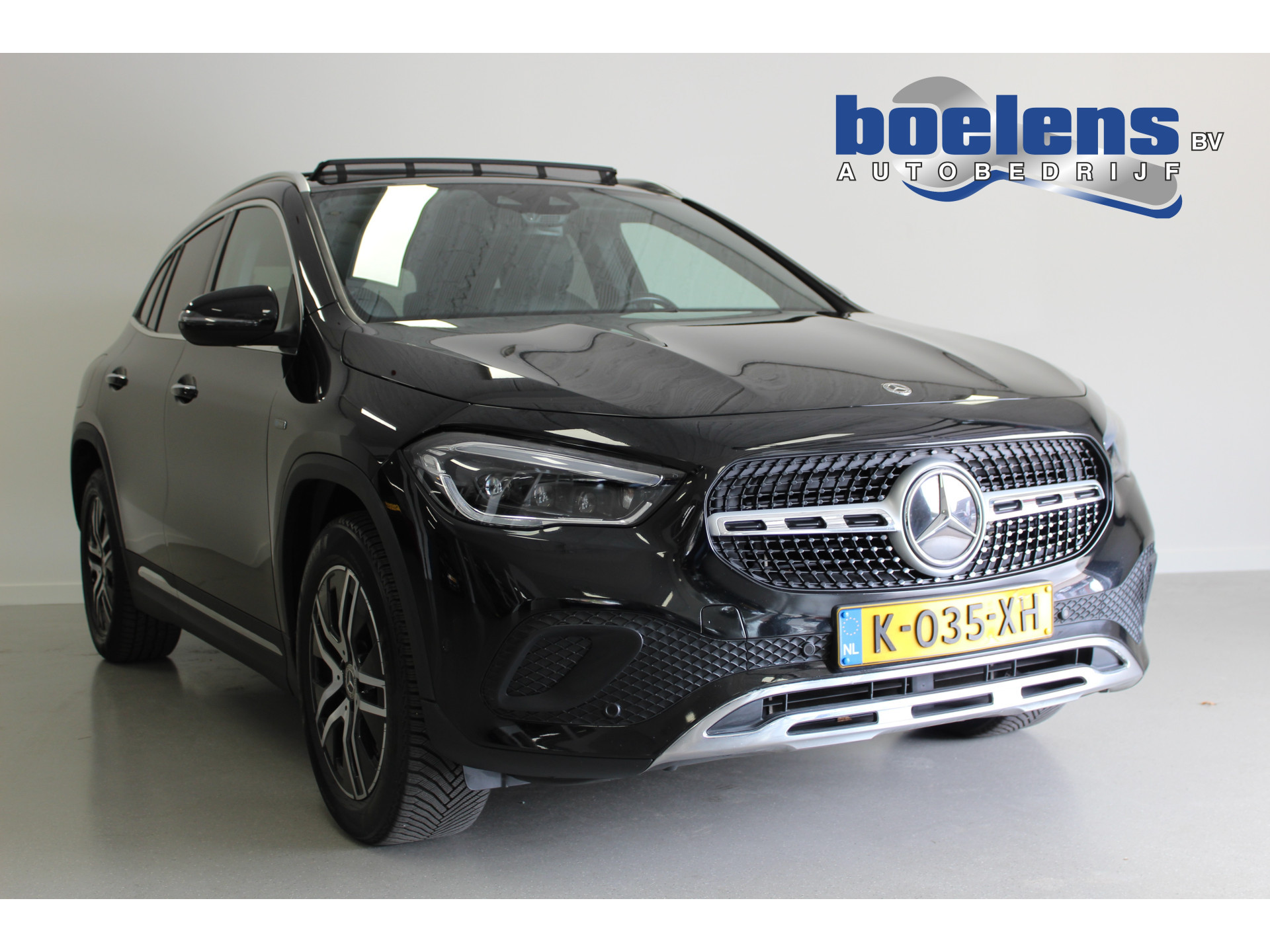 250 e Business Solution Luxury Limited | PANO-DAK | NAVI | WEGKL-TRHAAK | 18'LMV | CAMERA | CARPLAY | PDC-V/A |