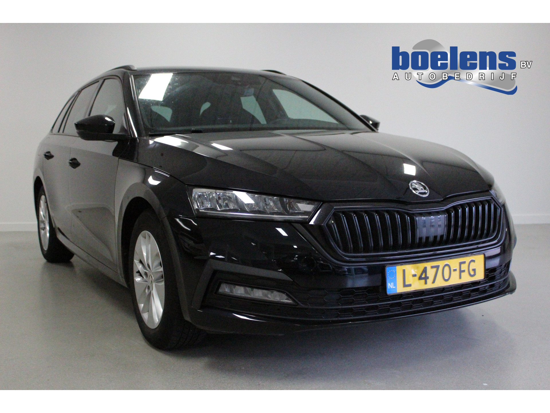 Combi 1.0 e-TSI Sport Business | SPORT-INT | CRUISE | WEGKL-TRHAAK | SFEER | CARPLAY | DAB | CLIMA | PDC |