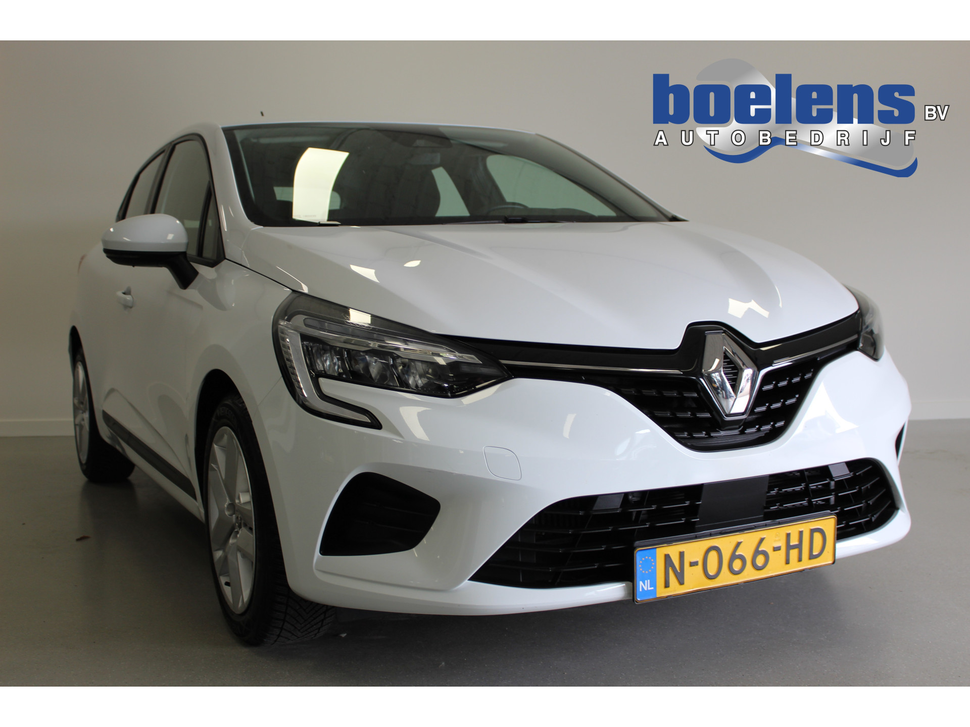 1.0 TCe Business Zen | PDC-A | CRUISE | DAB-RADIO | AIRCO | LANE-ASSIST | NAVIGATIE | CARPLAY |
