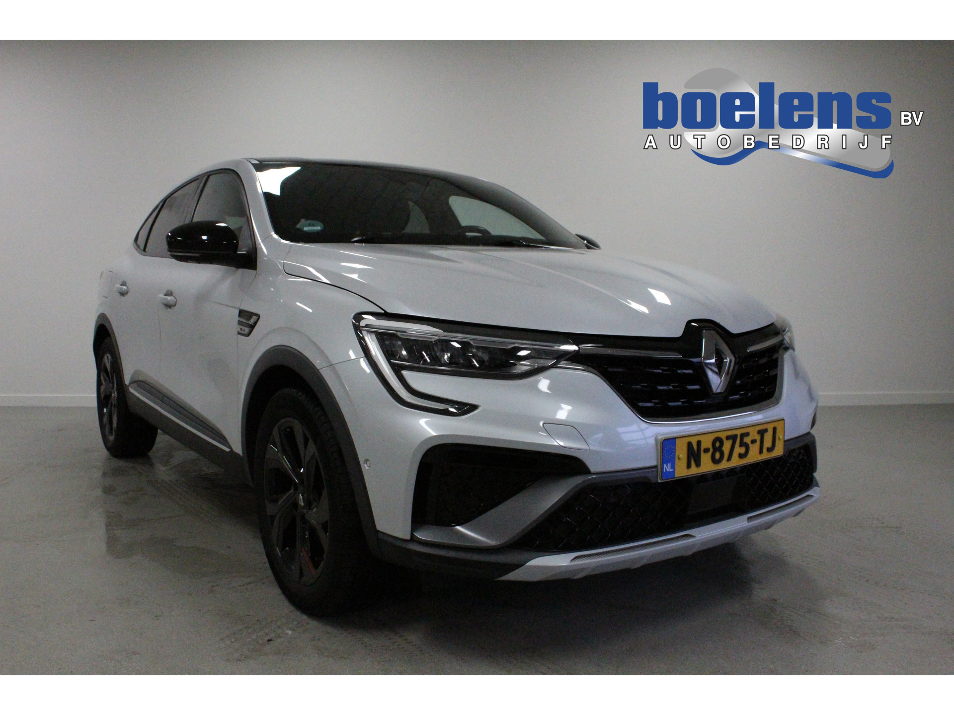1.6 E-Tech Hybrid 145 R.S. Line | STOEL+STUUR/VERW | DAB | 18'LMV | CAMERA | CARPLAY | BLINDSPOT | D-GLAS |