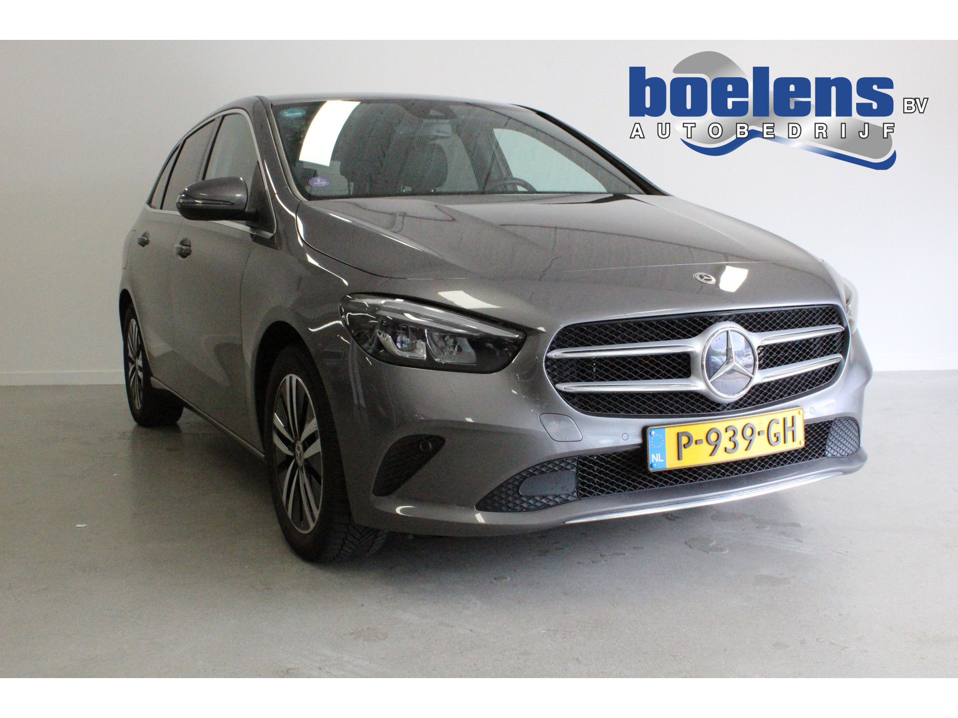 250 e Business Line | WEGKL-TRHAAK | SFEER | STOEL-VERW | CAPLAY | NAVI | CAMERA | CLIMA | LED |