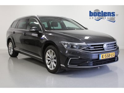 Volkswagen Passat Variant 1.4 TSI PHEV GTE Business | PANO-DAK | 17'LMV | DIGI-DASH | CAMERA | ELEK-KLEP | LED | CLIMA | NAVIGAT |