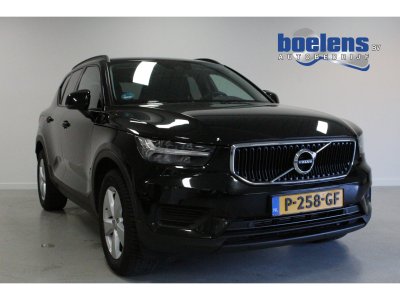 Volvo XC40 1.5 T2 Momentum Core | NL-AUTO+N.A.P! | CLIMA | DONKER-GLAS | NAVIGATIE | PDC-A | LMV | ACC | LED |