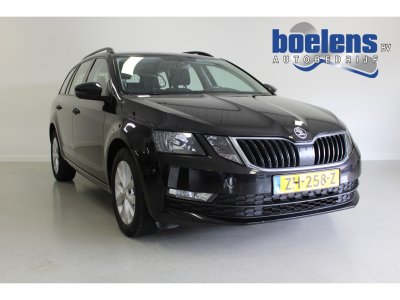 Škoda Octavia Combi 1.6 TDI Greentech Ambition Business | NL-AUTO! | CRUISE | PDC-A | CLIMA | NAVIGATIE | AIRCO | 16'LMV | ELEK-RAMEN |